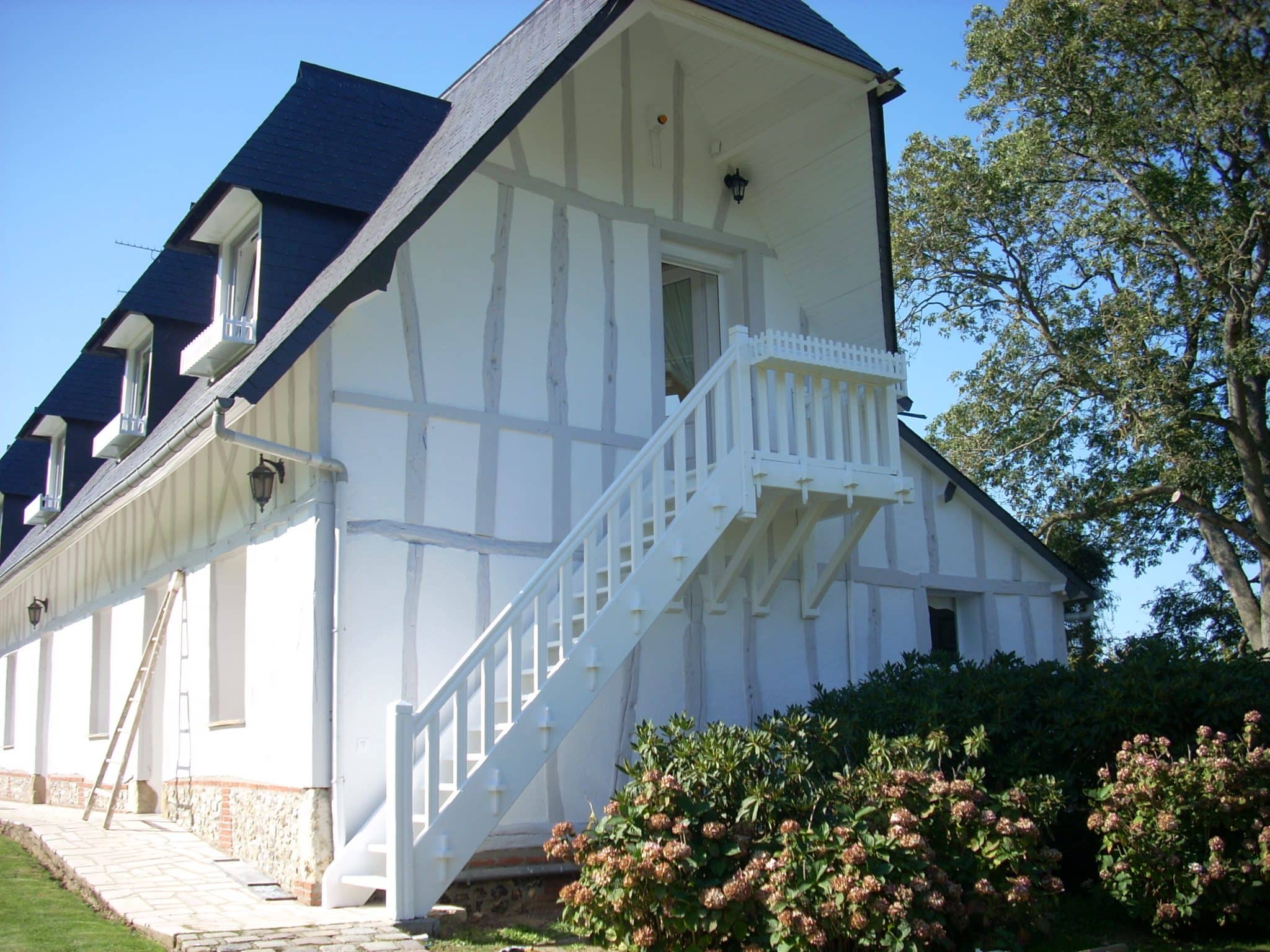 Rénovation Colombage gris sur maison normande Harmonie Peinture — free download